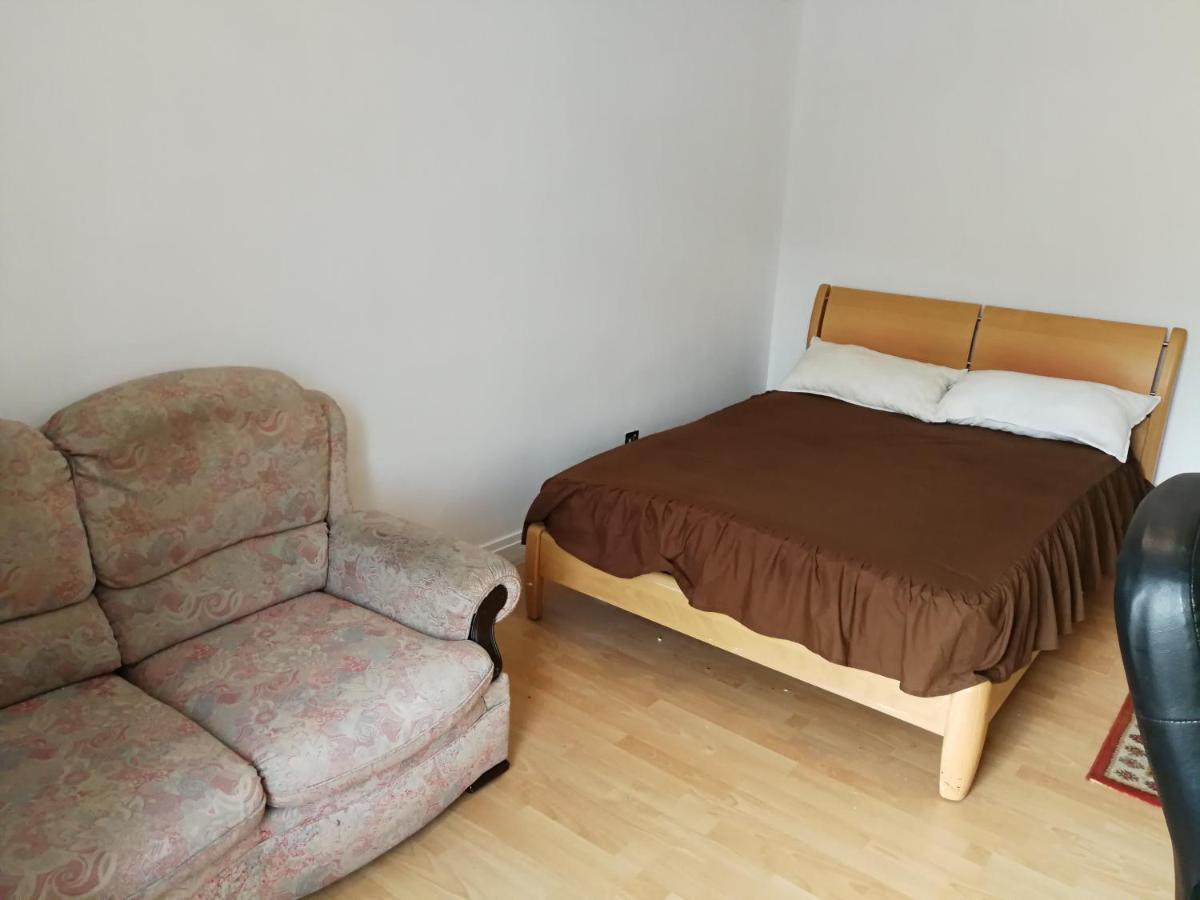 Budget Double Bedroom Near Glasgow City Centre And West End Bagian luar foto